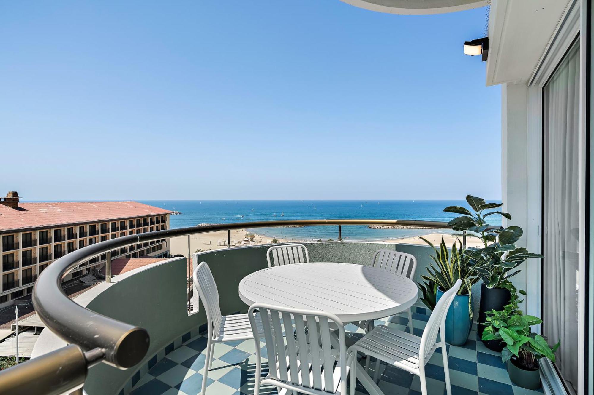 Sunsets Paradise 2Br With Parking By Beachfront Stay Herzelia Kültér fotó